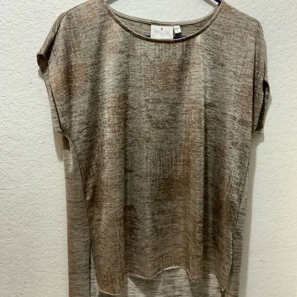 Dantelle Metallic Top size M made in turkey 95% polyester 5% spandex - Picture 3 of 9